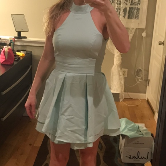 Dress - Picture 4 of 4